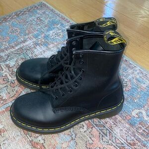 Dr. Martens boots size US 8